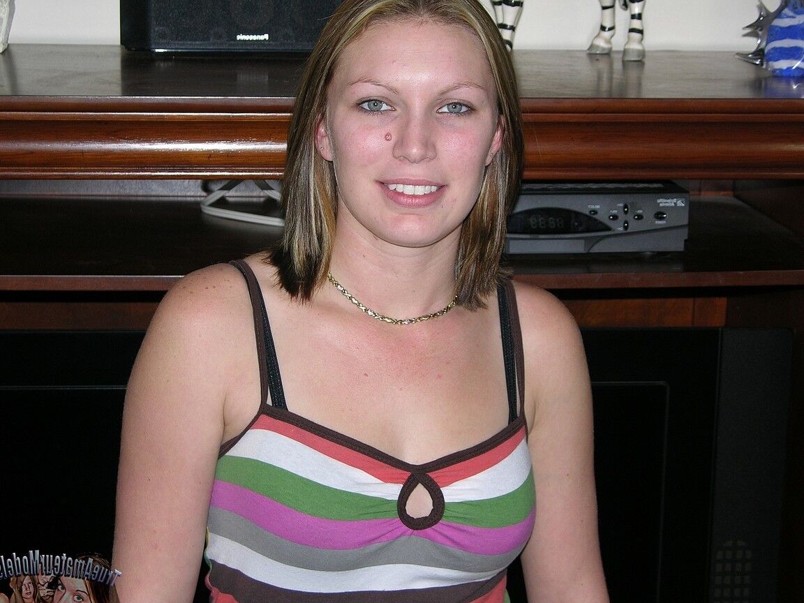 17P 20 plus first timer puts her freshly shaved pussy on display
