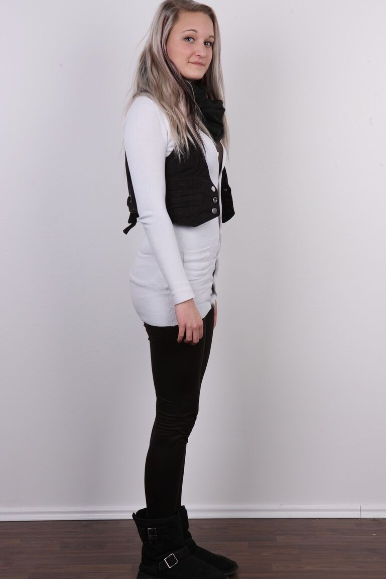 20P Broke college girl turns to modelling in the nude to pay the bills
