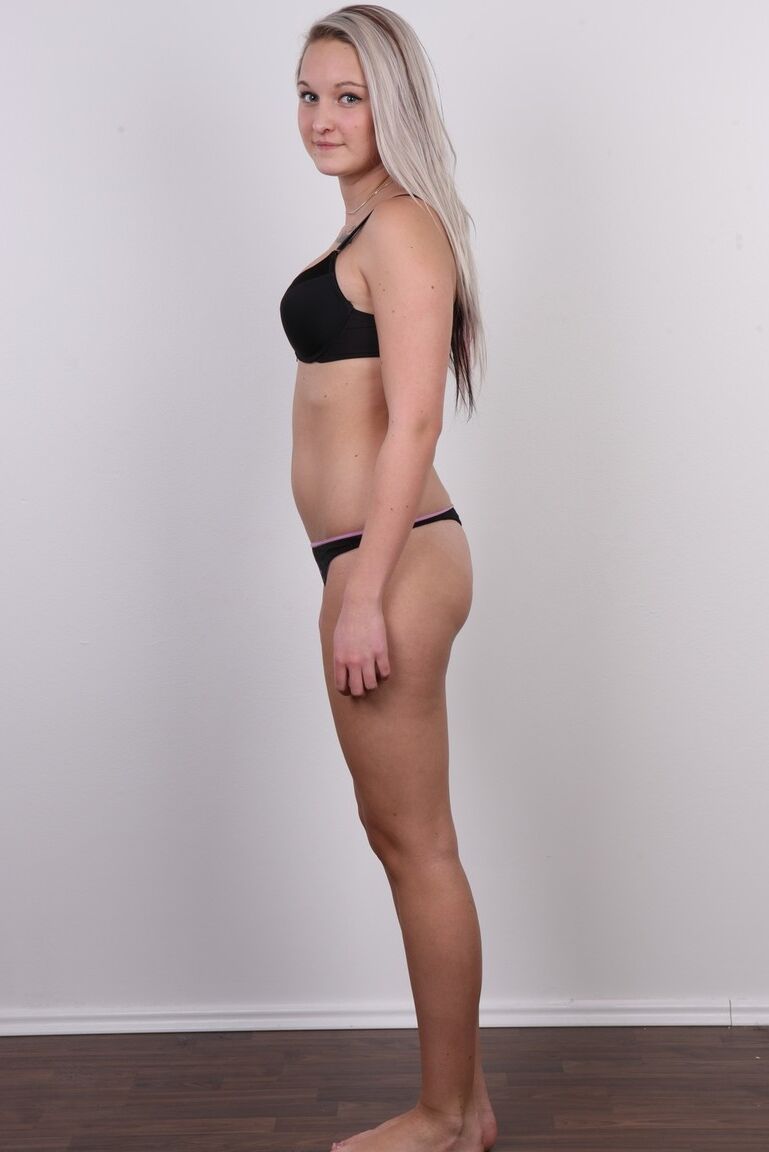 20P Broke college girl turns to modelling in the nude to pay the bills