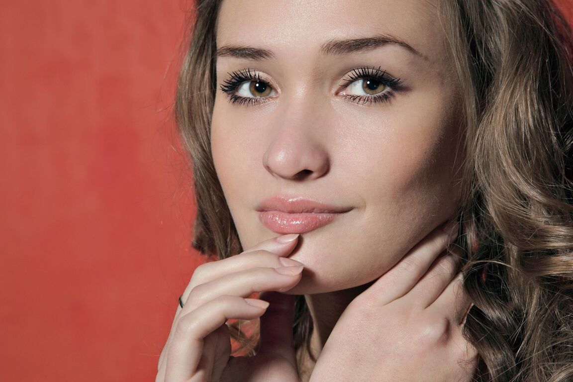21P Met Art Emilia A