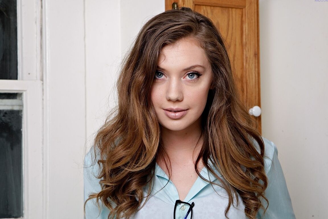 15P College girl Elena Koshka slides a pink thong over her tight ass in kitchen