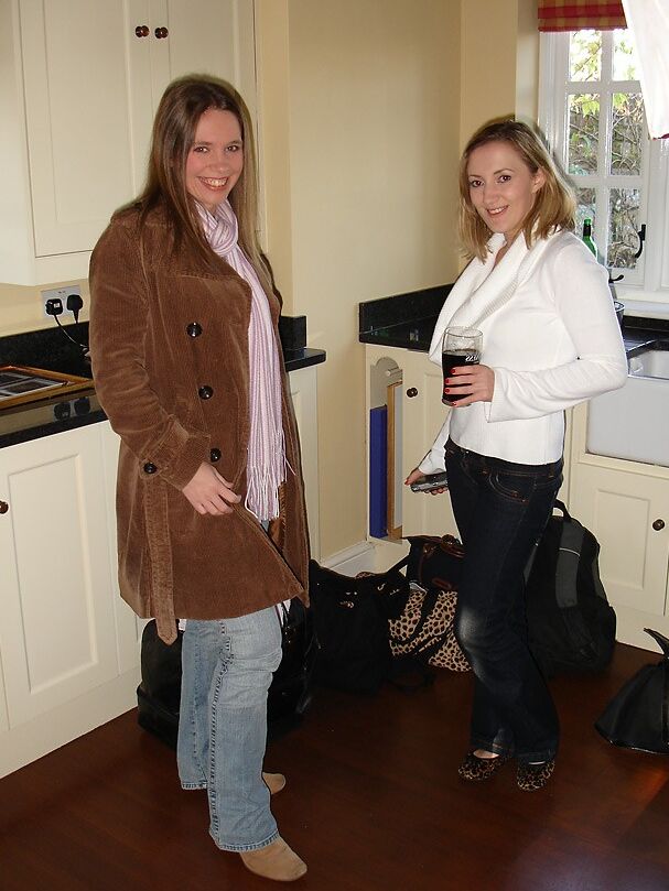 21P Suburban Amateurs Ayla, Janey Buckingham, Yazmin Daniel