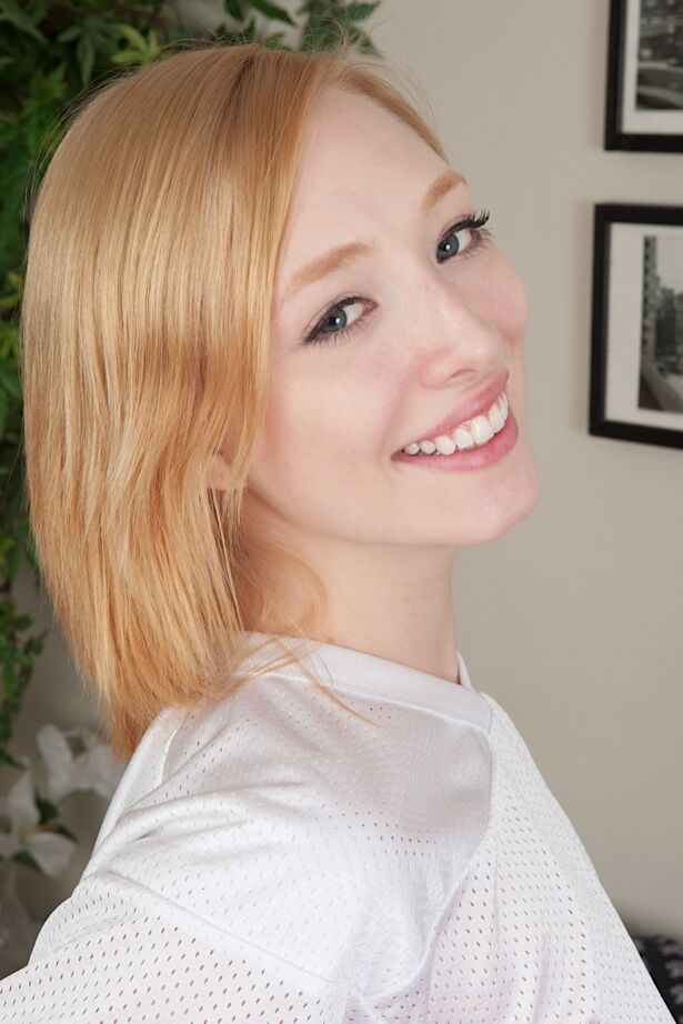 15P Strawberry blond coed Trillium exposes her clit during a close-up of her twat