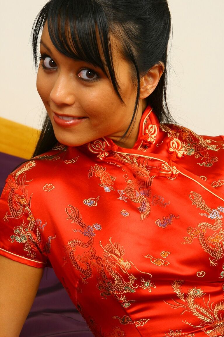 21P Only Tease Lily S