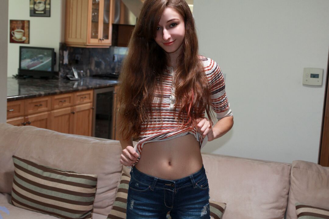 15P Slender amateur Willow Hayes strips to play with vibrator in black stockings