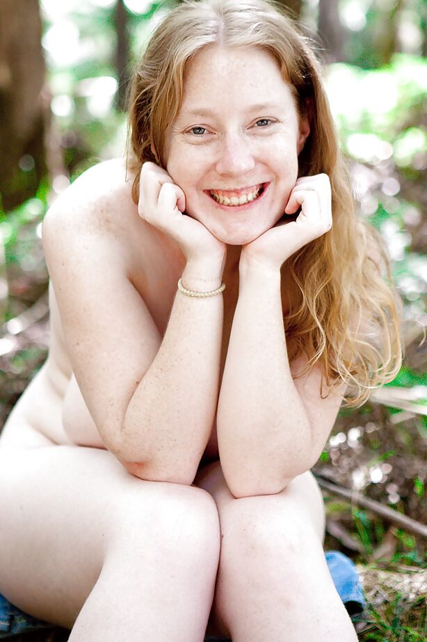 16P Chubby 18 year old Ann K get snaked in the woods and pets shaved pussy