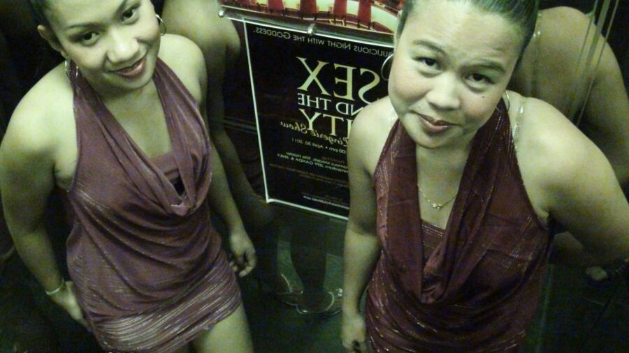 15P As amadoras filipinas Anne e Ivy fazem um trio com um turista sexual