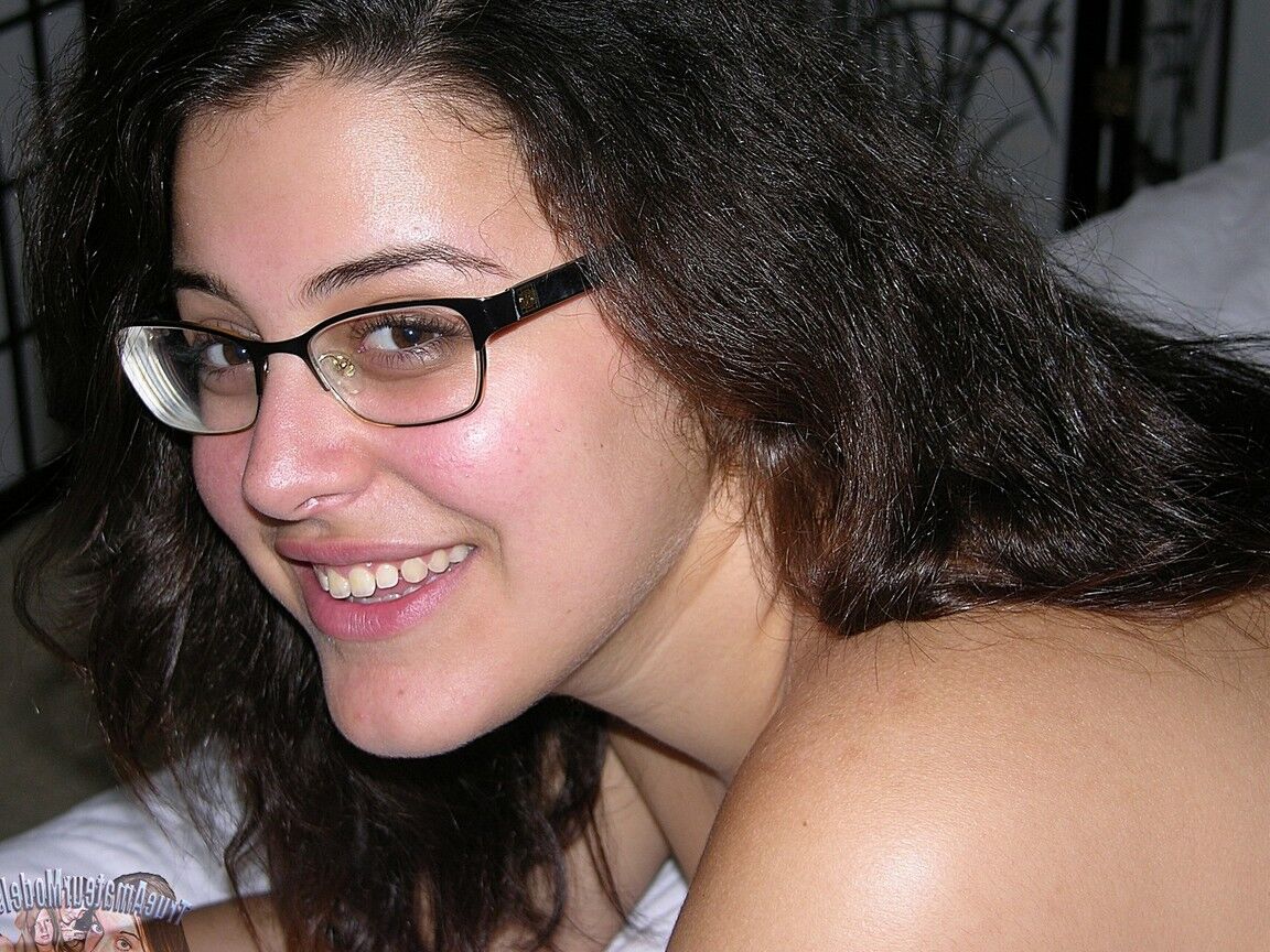 16P Nerdy girl takes a cumshot on her bare ass after getting naked to jerk a dick