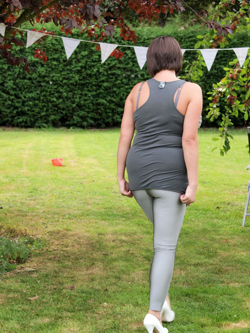 16P Amateur plumper Roxy uncovers her huge tits before touching her twat in a yard