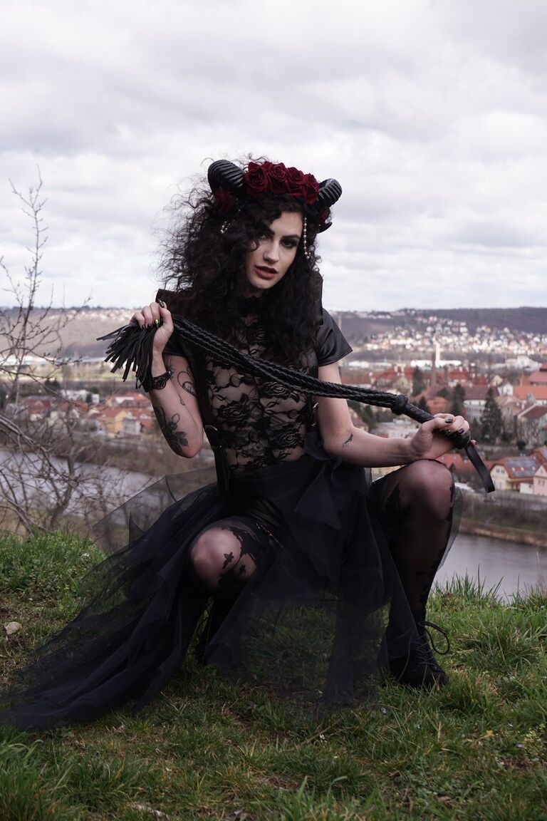 21P Evil Angel Angelo Godshack、Charlie Dean、Erik Everhard、Freddy Gong、Lydia Black、Mike Angelo