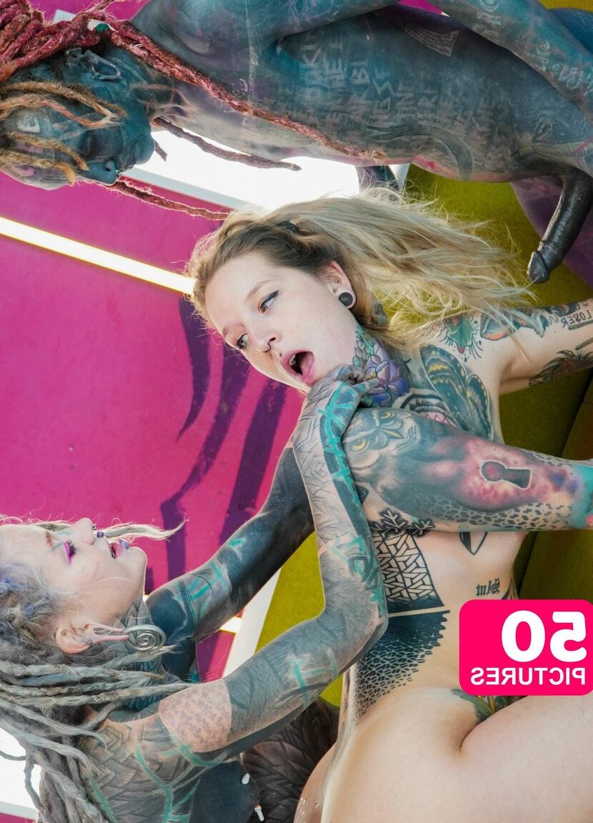16P PICTURESET TATTOO casal duro DP alternativa girlAnal Sex,Double