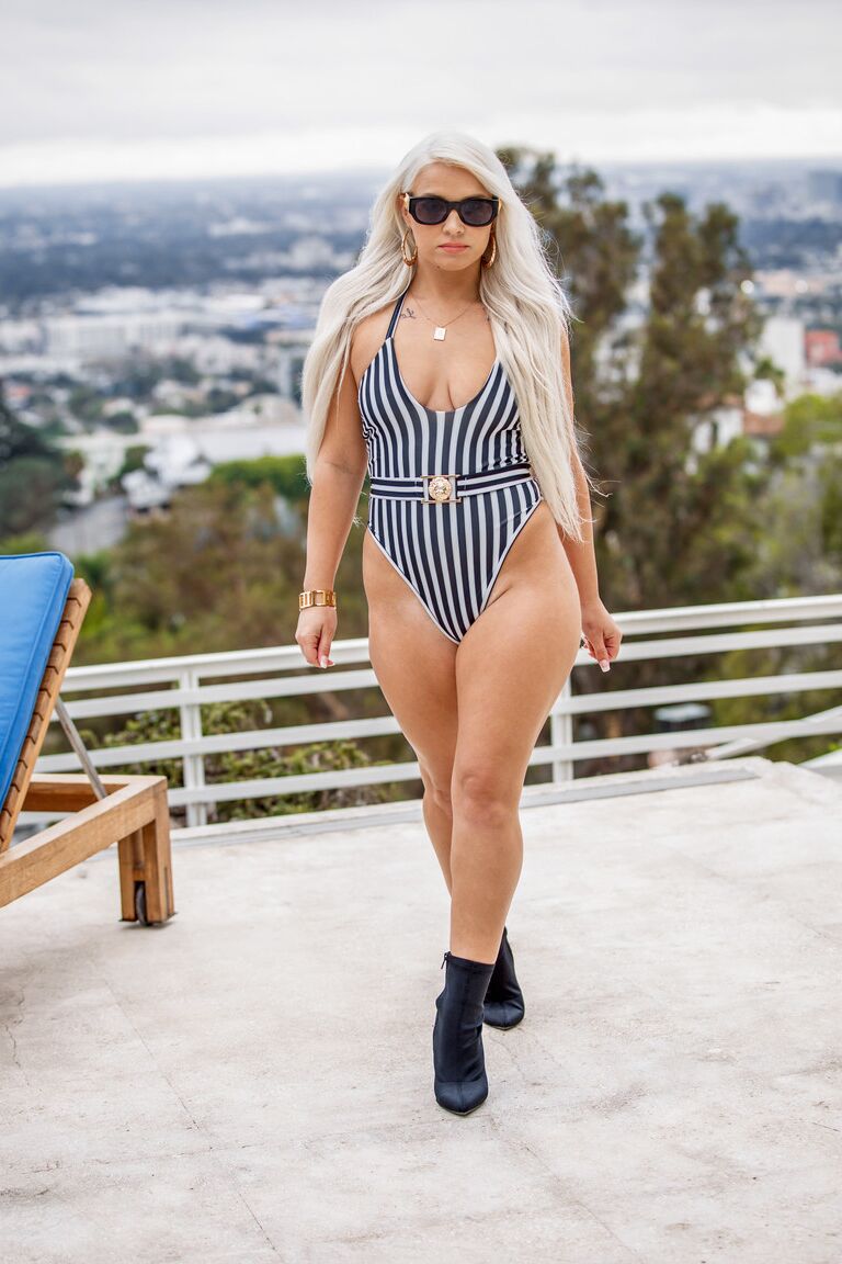21P Tushy Bella Jane, Markus Dupree