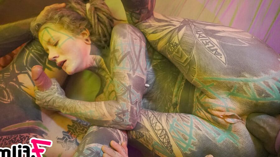 16P PHOTOSET Intimer Analdreier mit Anuskatzz, Lily Lu und NZspagetiAnal