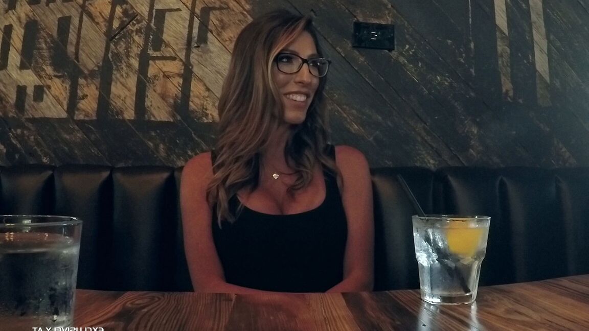 16P Dava Foxx prepares to swallow a cum cocktail after a gangbang