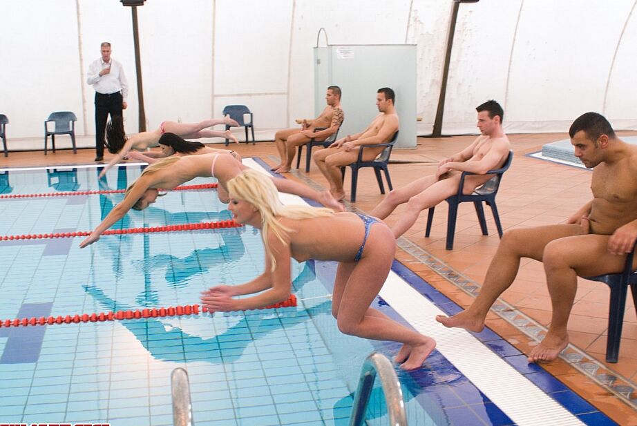 20P Small titted pornstars sucking dicks and enjoying a DP group bang poolside