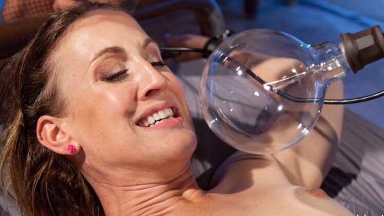 15P Daisy Ducati and Dylan Ryan get drenched in a hot lesbian electro fucking
