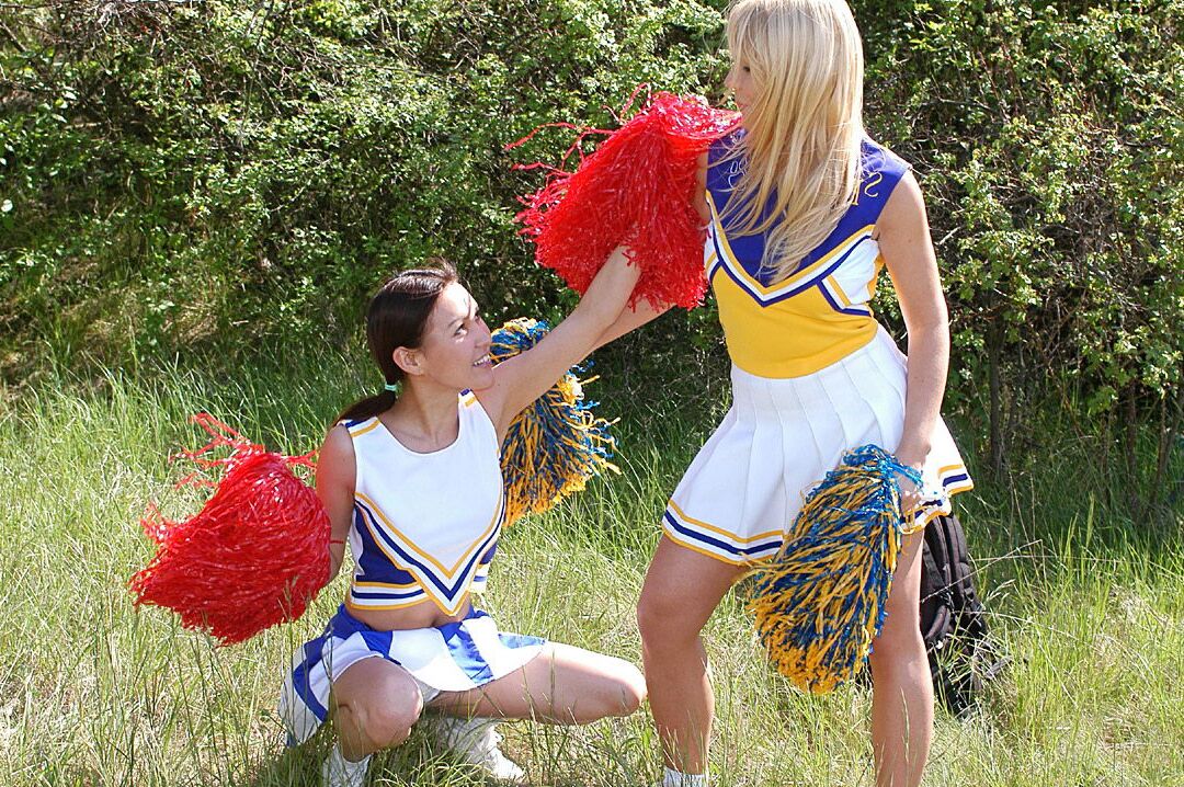 16P Les Anal Cheerleader Loira Teen
