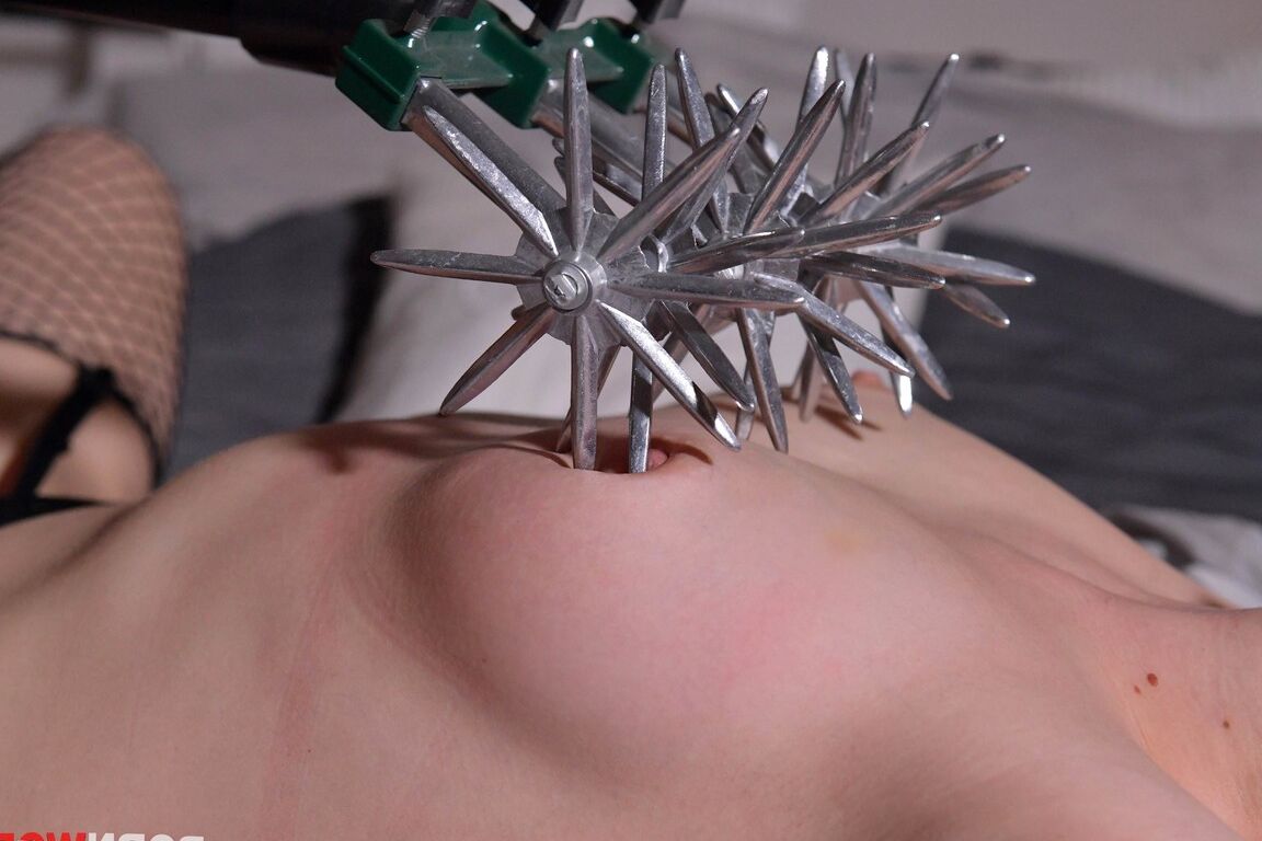 21P Porno Monde Lucy Coeur