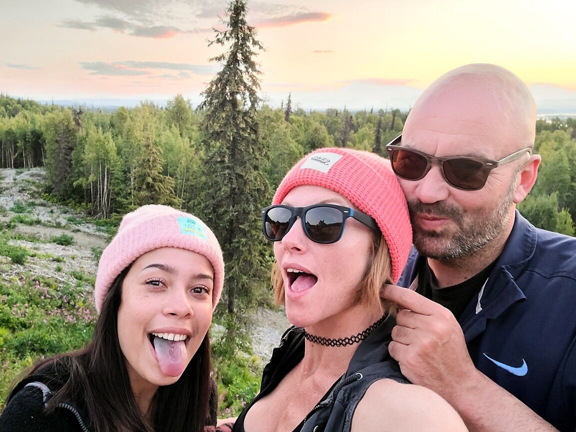 21P Adult Time AKGINGERSNAPS, Lana Mars, Smassh