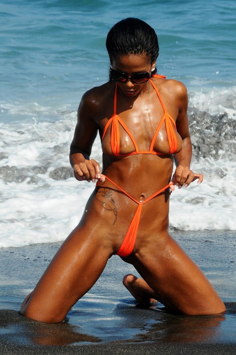 16P Bikini Pleasure Skinny Beach Óculos Europeus