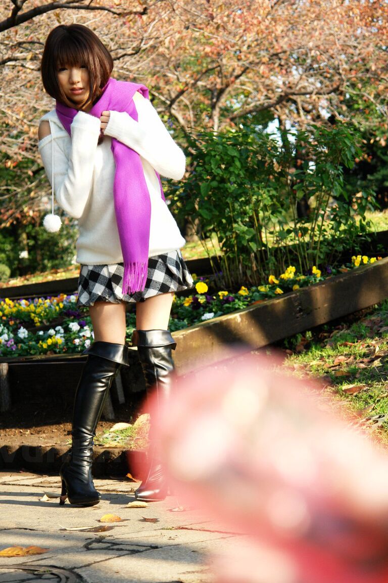 21P A empregada gostosa Mahiru Tsubaki gosta de sexo hardcore
