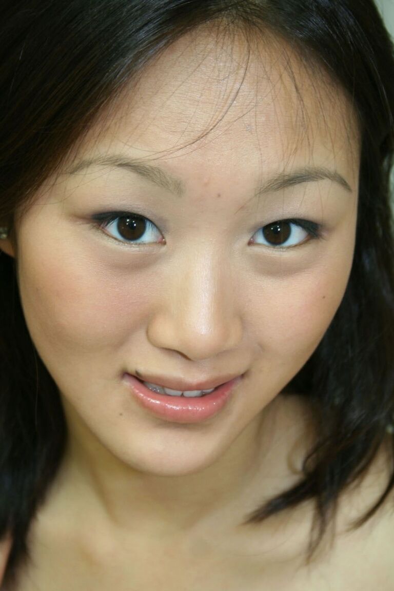 21P Apenas Boquetes Adolescentes Evelyn Lin
