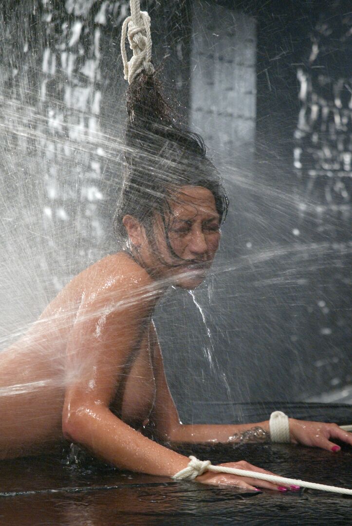21P Esclavitud del agua Gianna Lynn