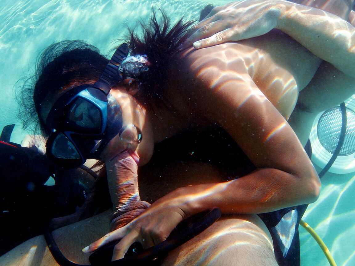 16P Asian scuba diver gives a BJ underwater before fucking beside pool