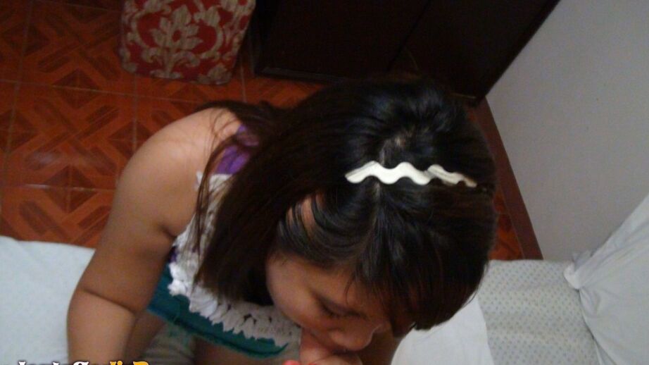 18P Chezka, jeune fille philippine, baise un touriste sexuel en POV