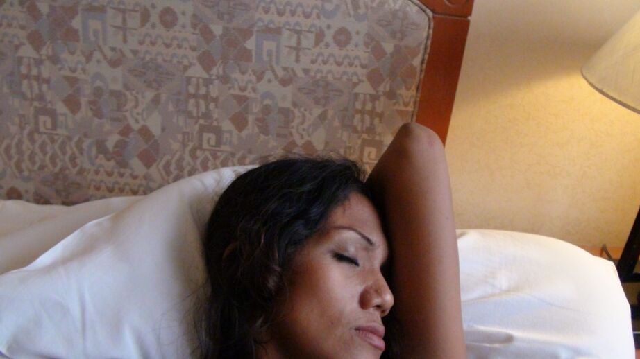 17P Garota filipina muito sexy Yen abre as pernas