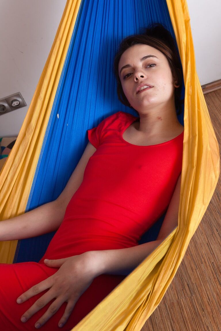 21P Junge Amateurin Melody Sweet enthüllt