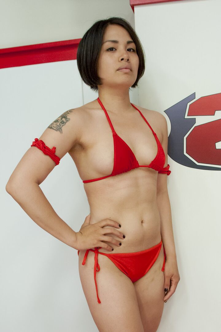21P Surrender ultime Milcah Halili, Nikki Delano