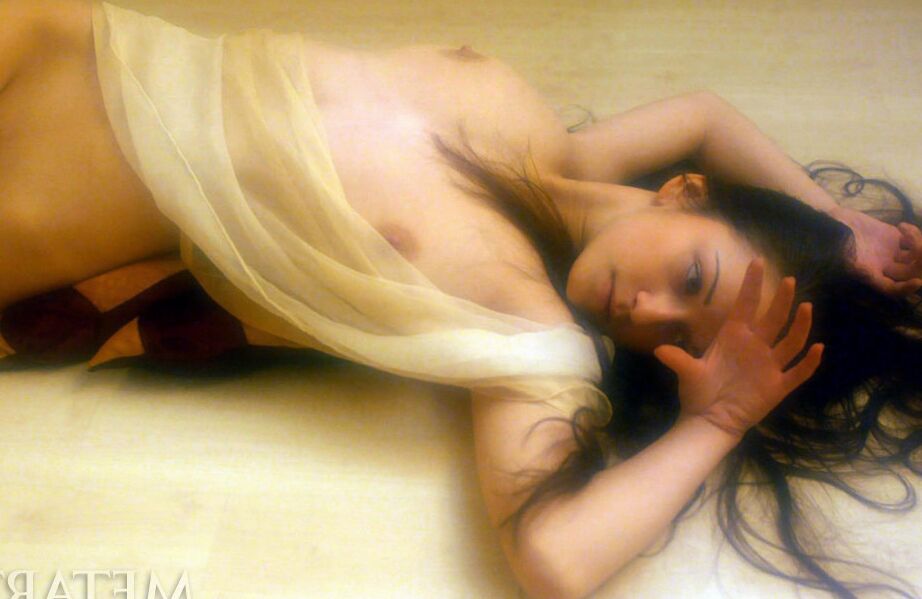 21P Met Art Lucy A