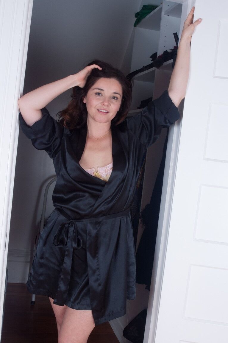21P Mulher gordinha e peluda Maxine Holloway dedilhado
