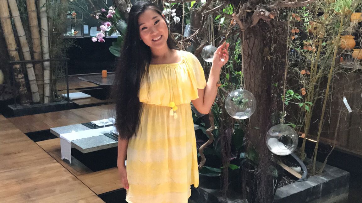 15P A garota asiática Kanata fode um turista sexual no estilo bareback de uma perspectiva POV