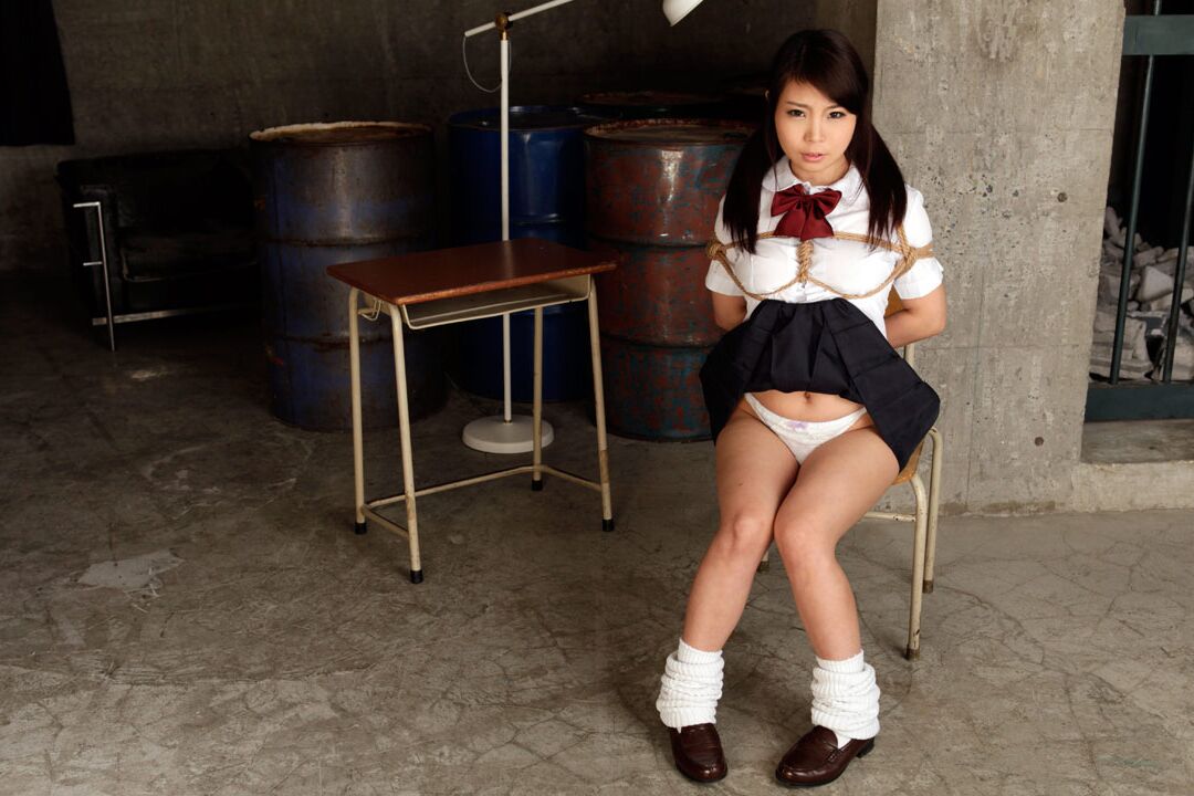 20P Asian schoolgirl Seri Yuki gets tied up and rammed and fingered by two dudes