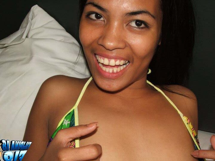 12P Filipina 18 Bikini Asiática