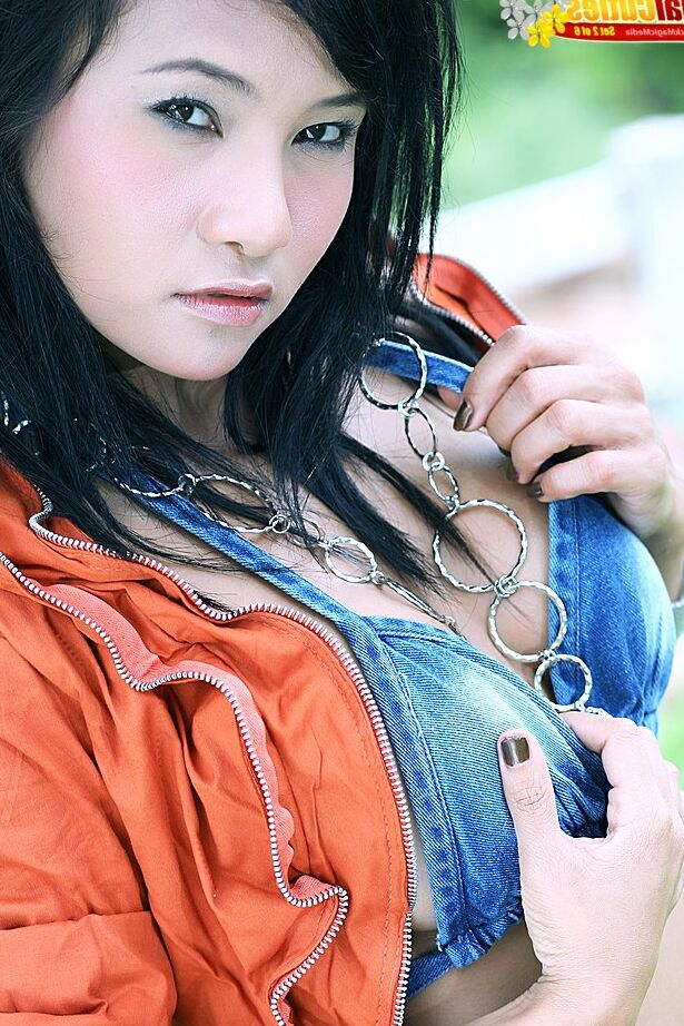 16P Thai Cuties Denim Girl