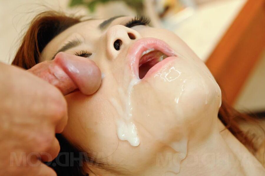 16P Maki Hojo Asian sucks two dicks while she is fondled by other man