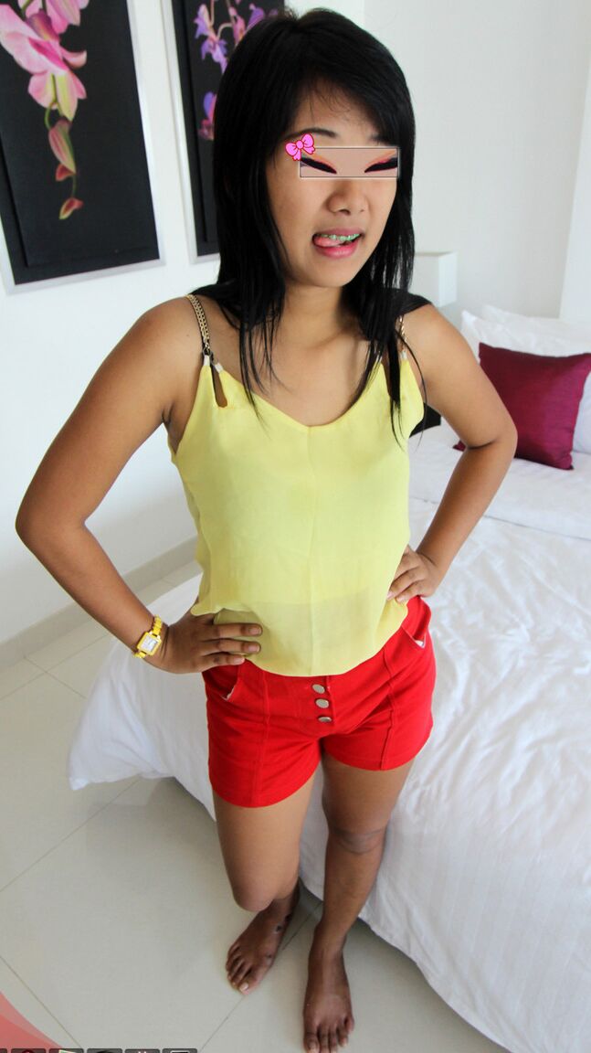15P 18 year old girl with braces from Pattaya bangs a sex tourist in bareback mode
