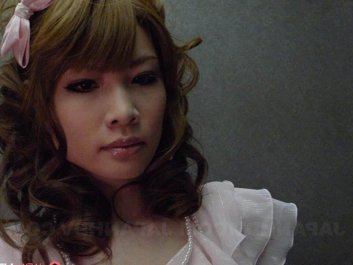 15P Lovely Japanese redhead Shiori Amano bends over and blows a nice dick