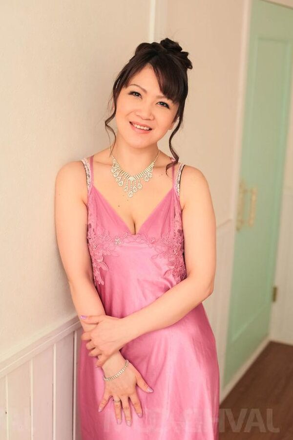 16P Ichika Asagiri Asian has love box filled with vibrator and cum