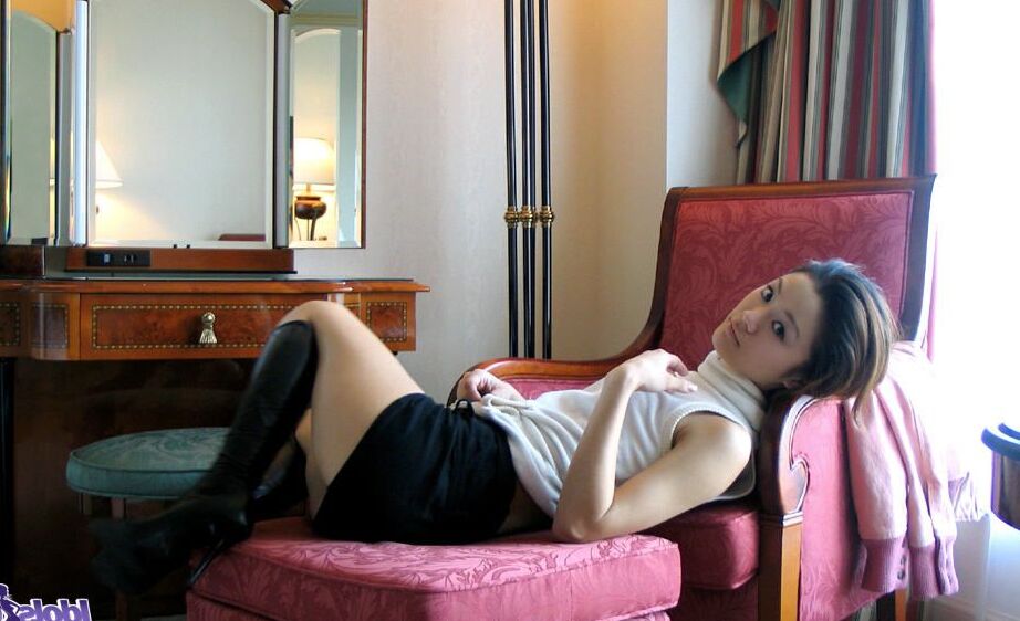 16P Cute Japanese teen Ayaka models in a red thong paired with black boots