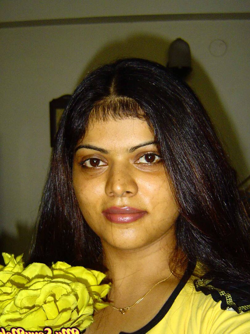 15P Indian girl Heha puts a smile on her pretty face during non nude poses