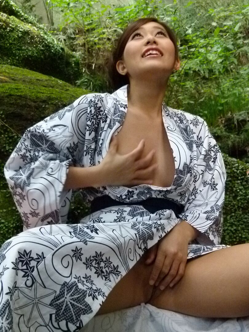 21P Petite Asian goddess Aoi Mizuno enjoying a fantastic outdoor threesome