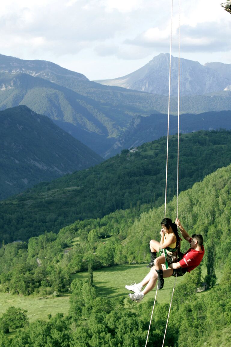 16P Alpinista asiática gostosa chupa seu guia para ser resgatado