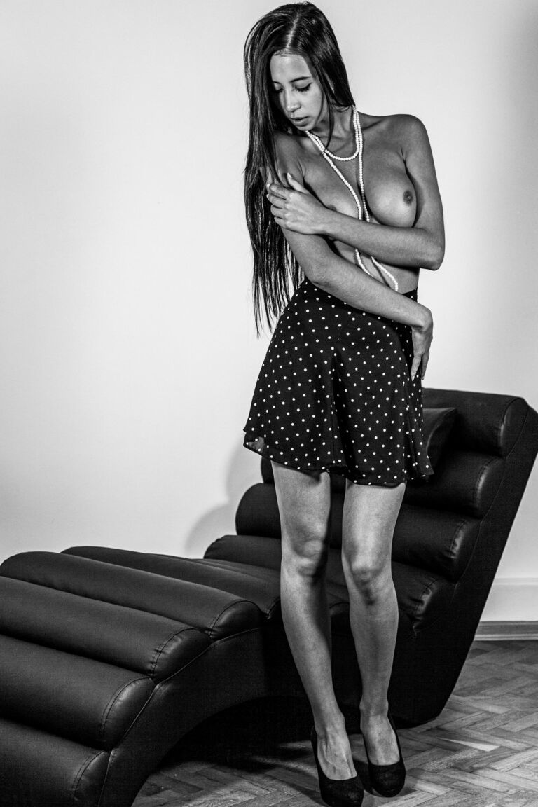 21P Arte Sexual Paula Tímida