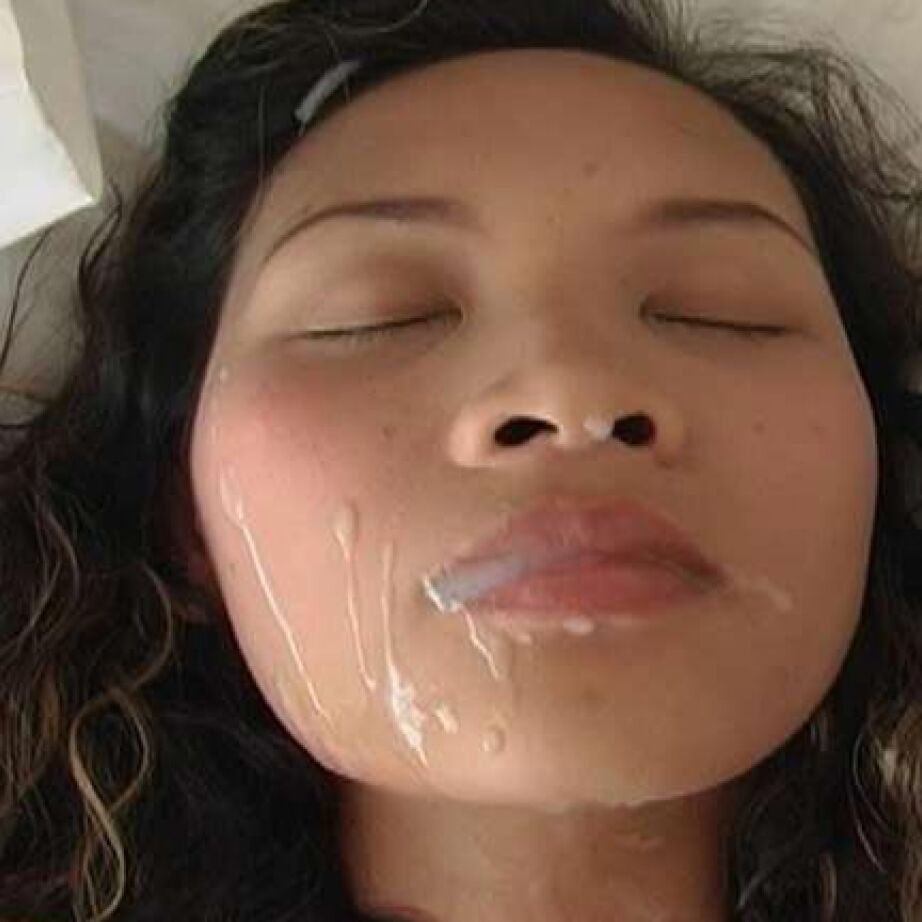 16P Asian girl Nuch holds her face firm while during a POV cumshot