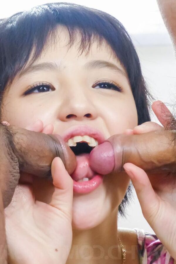 16P Sakura Aida Asian se dedica a chupar paus até gozar