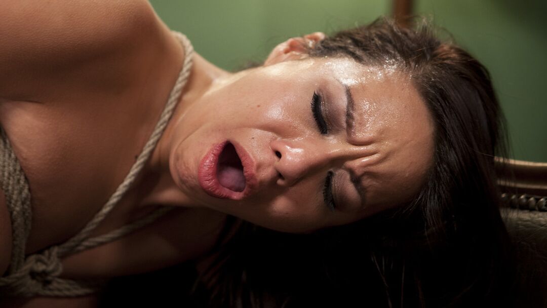 13P Bunda Chicoteada Chanel Preston, Kimmy Lee